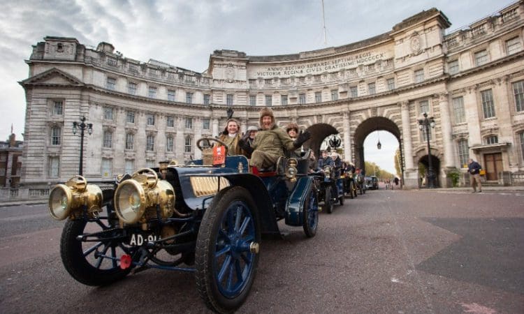 Veterans wow huge crowds on historic route to Brighton 