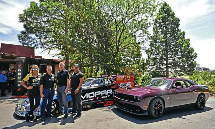 Dodge introduce street drag racer Challenger Scat Pack 1320