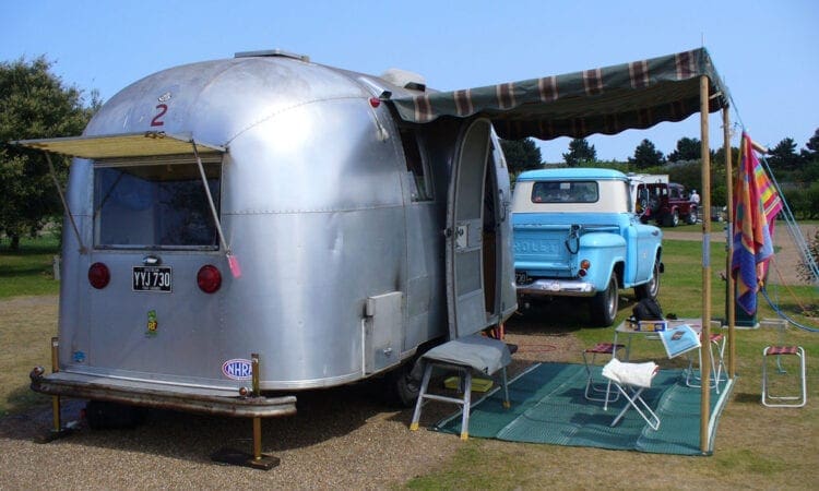 Car for sale | 1966 Airstream Caravel 17′
