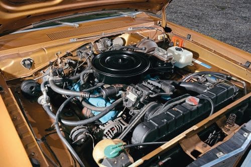 1973 Plymouth Duster engine