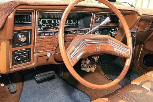 1978 Ford Country Squire dash