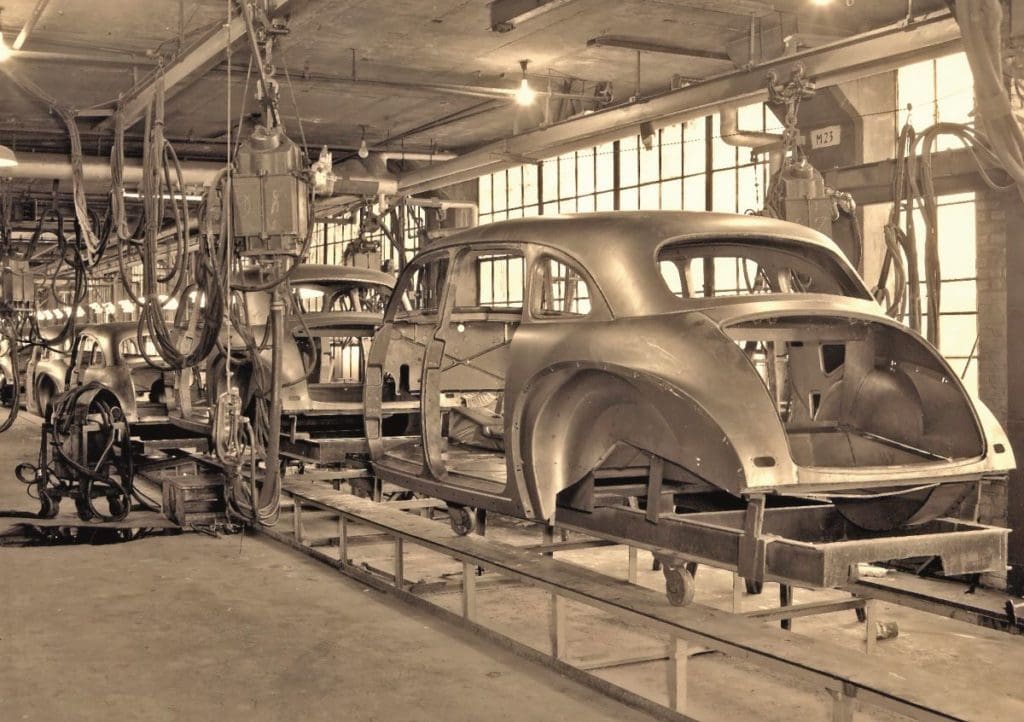 Checker production lineafter the war.