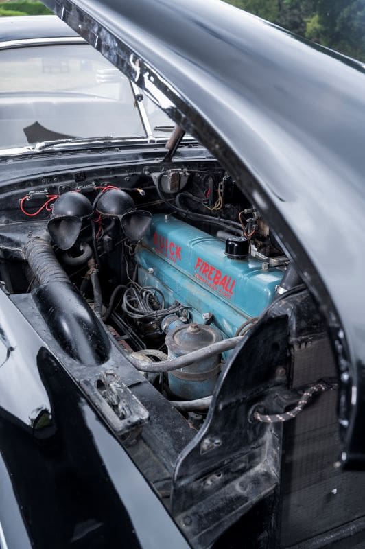 1949 Buick Roadmaster engine